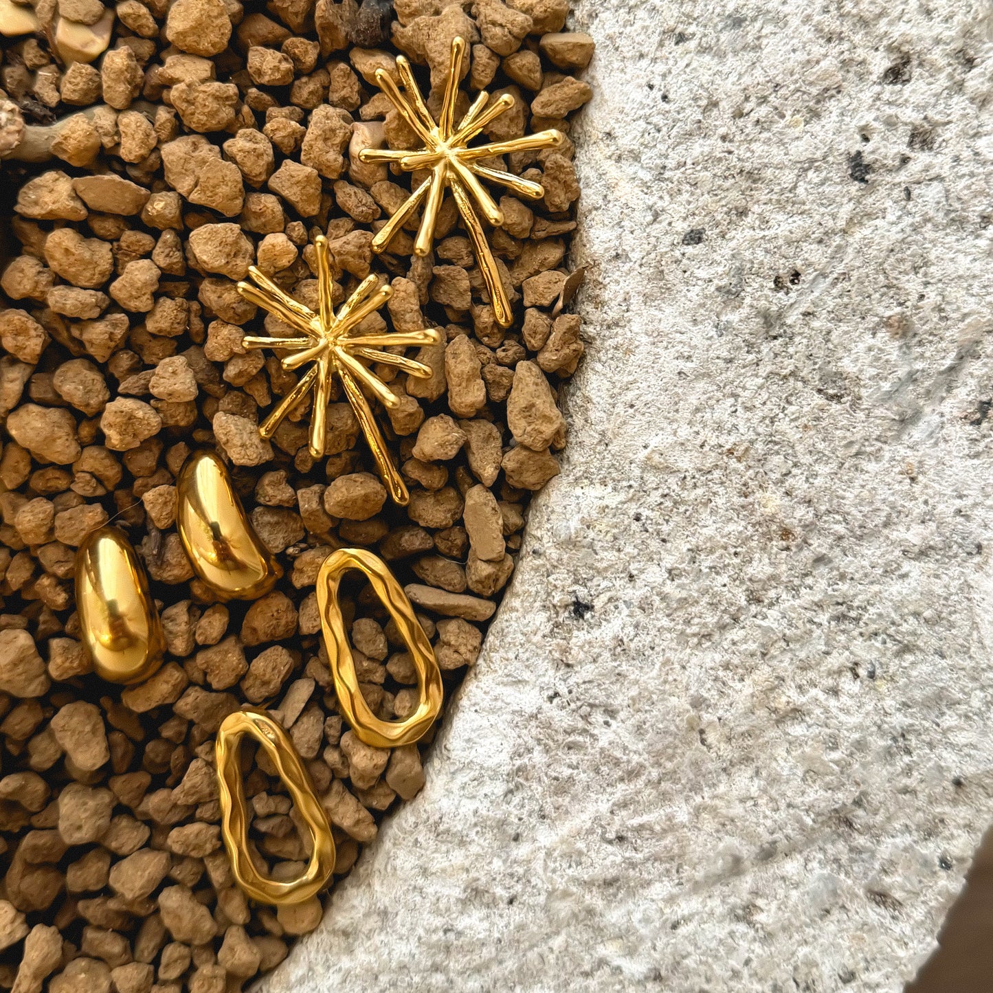 URCHIN Studs Earrings