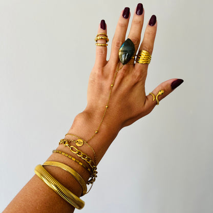 Hand Chain by Buya