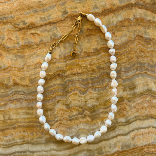 The ORA PEARL Necklace