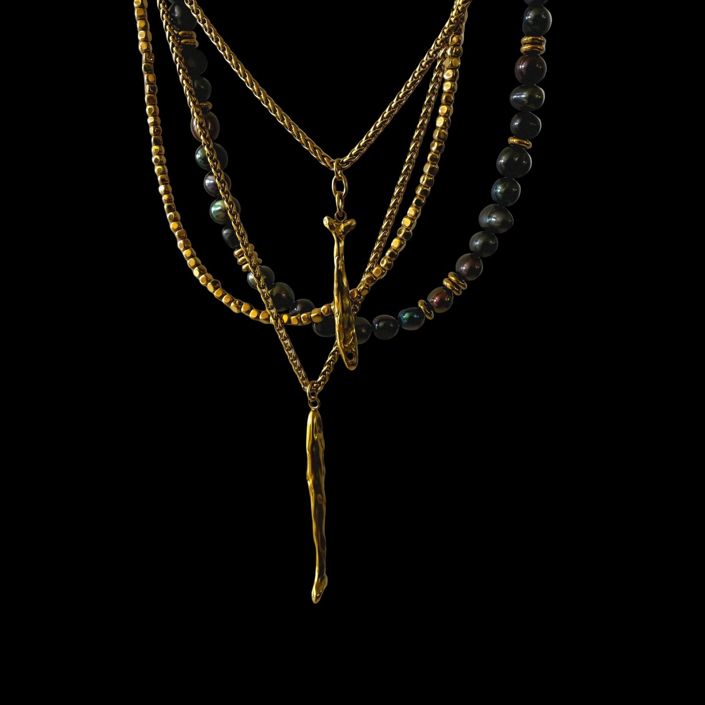 NOX Pearls Necklace